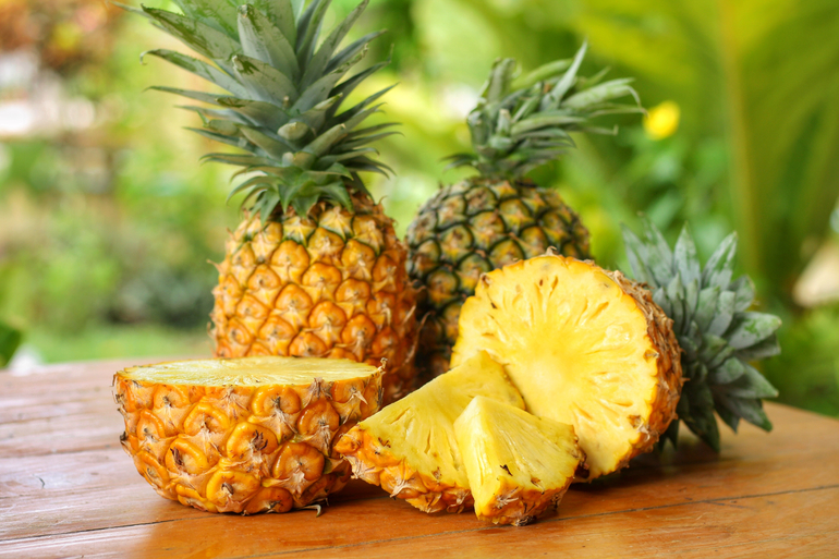 Ananas e bromelina